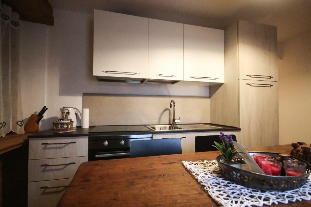 Maison D'Antan Alloggio Ad Uso Turistico Vda Charvensod N 0022 أَويستا المظهر الخارجي الصورة